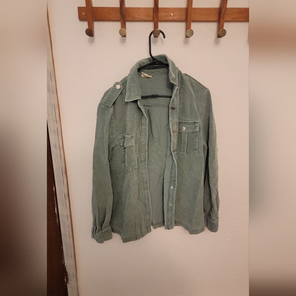 BiBi Women's Green Corduroy Shirt Jacket